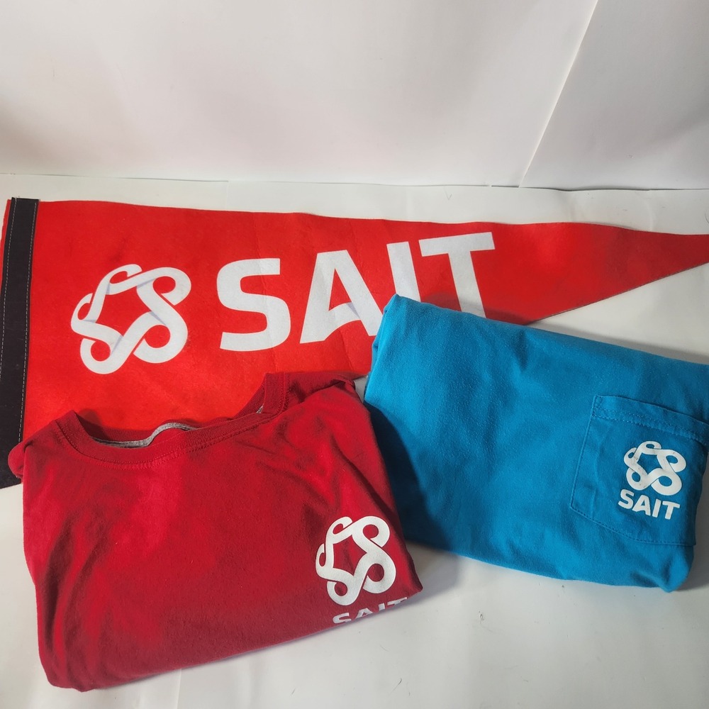 SAIT Southern Alberta Institute of Technology Bundle Pennant Russell Athletic
